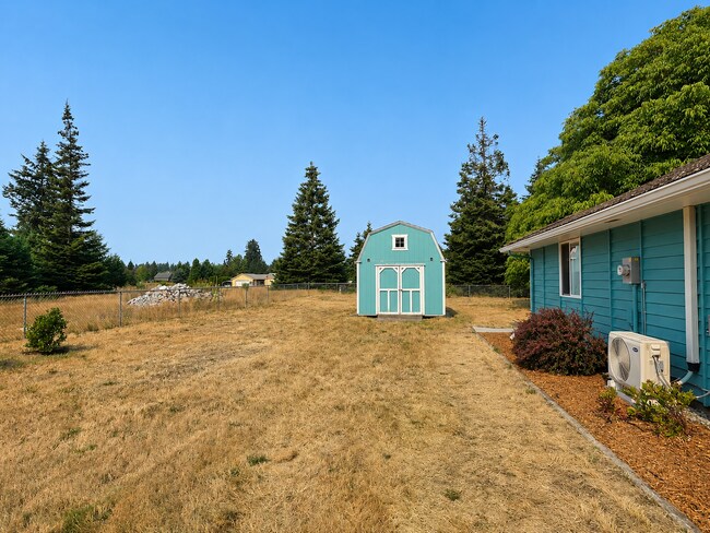 Building Photo - Must See 3 BED/2 Bath Rambler in Yelm Available 8/10/26! Close to JBLM!!!