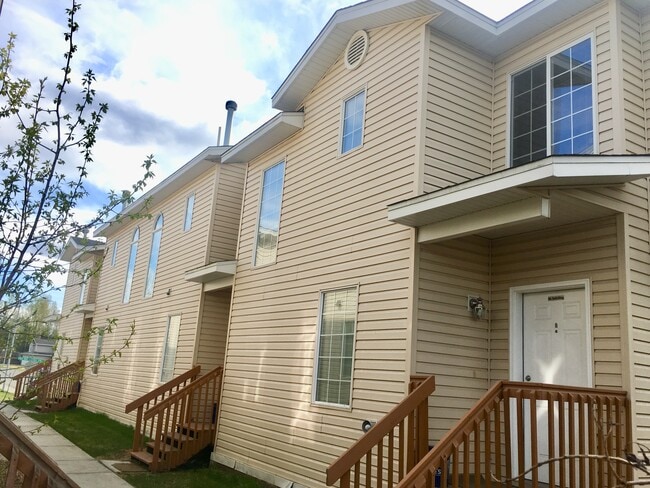 Building Photo - 6903 Gold Kings Ave