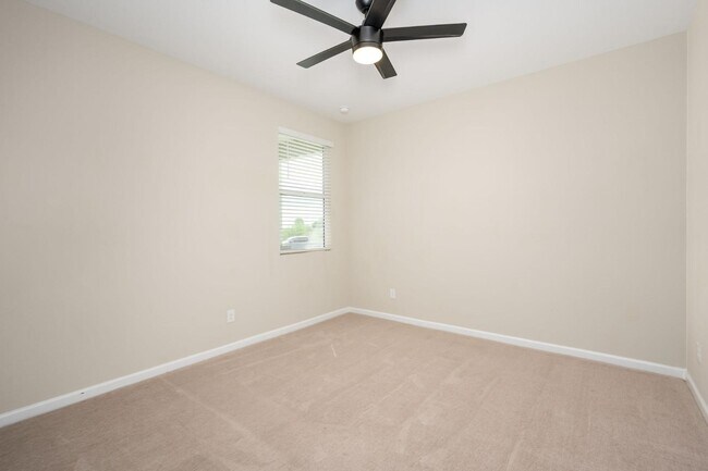 Building Photo - 17716 W Villa Hermosa Ln