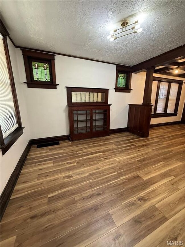 Building Photo - 5428 Nottingham Ave