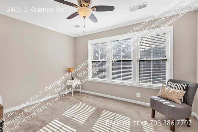 Building Photo - 3405 S Kemper Rd