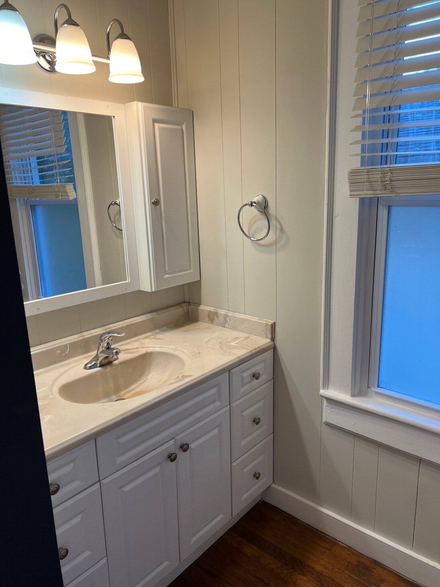 Building Photo - 60 Pulliam St