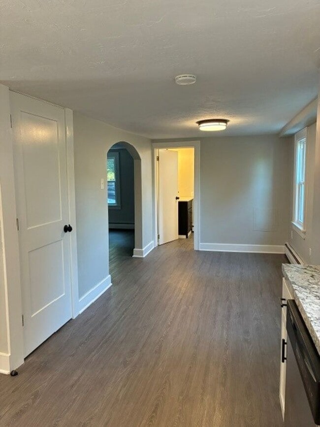 Building Photo - Remodeled Country House