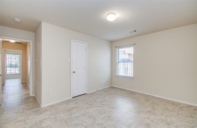 Building Photo - 4214 Forest Rain Ln