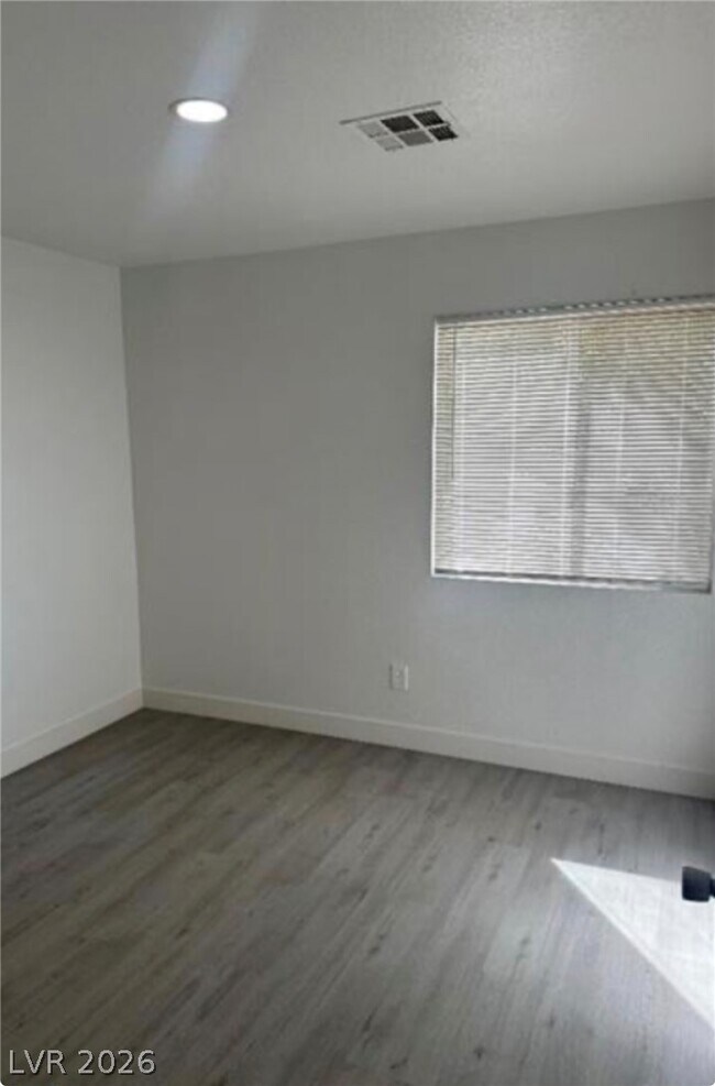 Building Photo - 3130 Flower Garden Ct