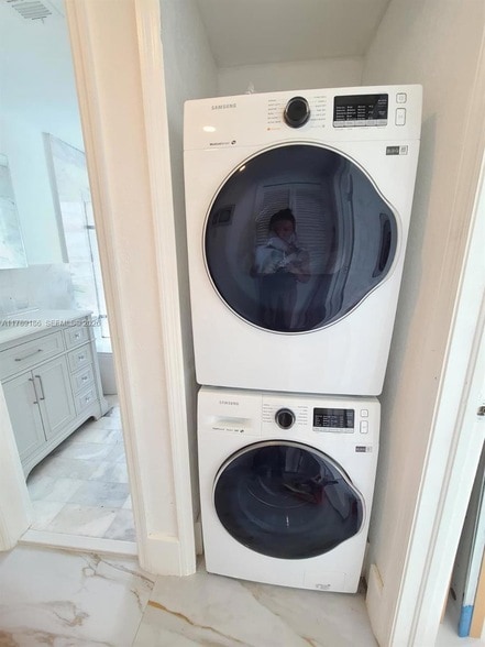 Building Photo - 760 Euclid Ave