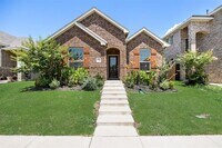 Building Photo - 2926 S Griffin Ln