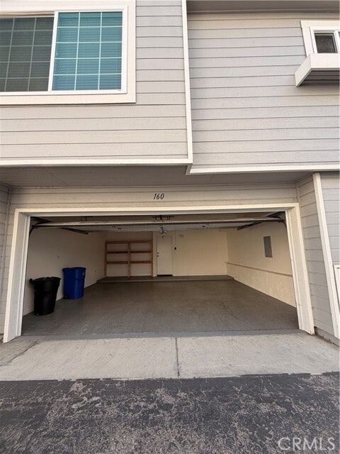 Building Photo - 2800 Plaza del Amo