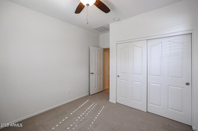 Building Photo - 10398 W Rosewood Ln