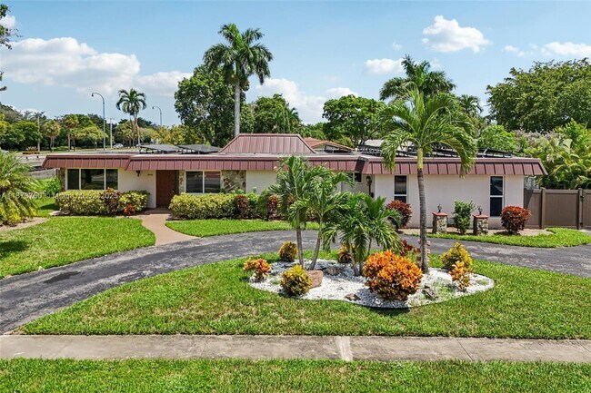 Building Photo - 20 W Tropical Way