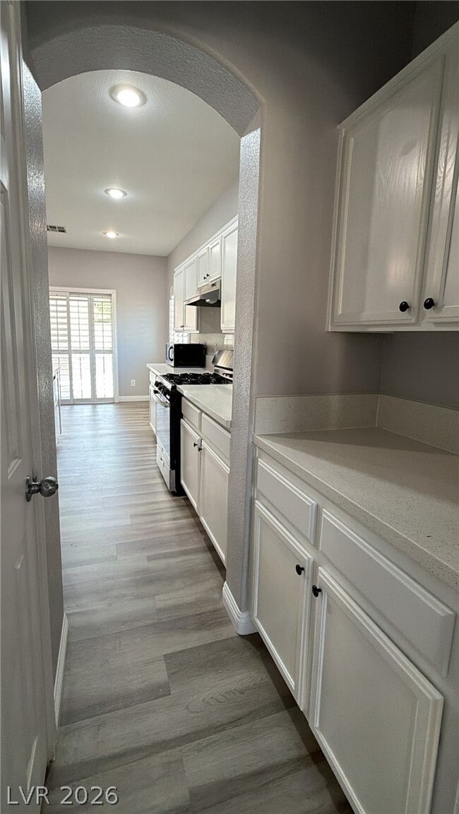 Building Photo - 2215 Heavenly Lights Ave