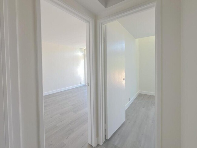 Building Photo - 25512 Maximus St