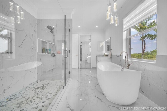 Building Photo - 4707 SW 195th Terrace