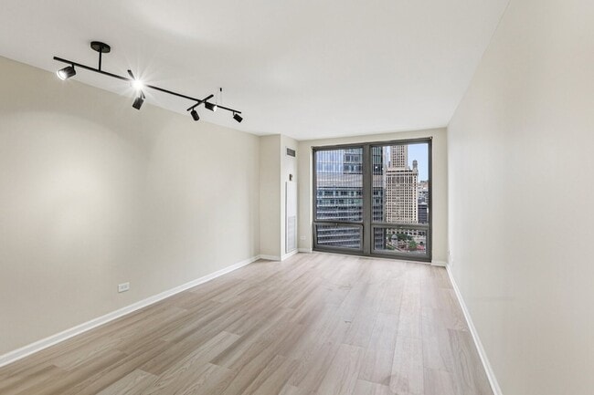 Building Photo - 440 N Wabash Ave