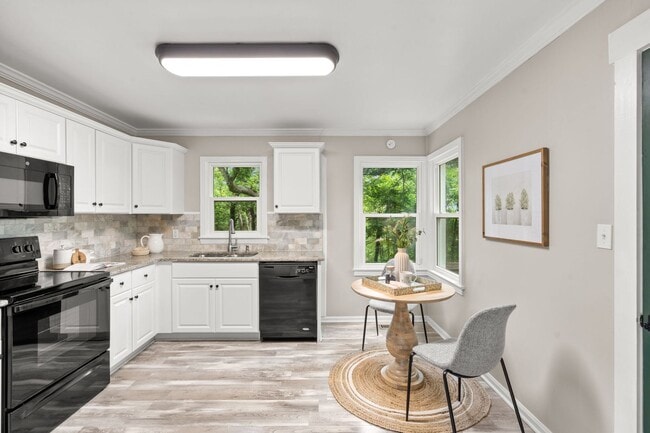 Building Photo - Beautiful home just north of downtown Colu...