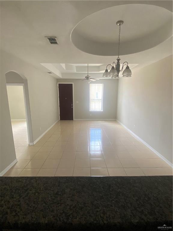 Building Photo - 3127 Scottland Dr