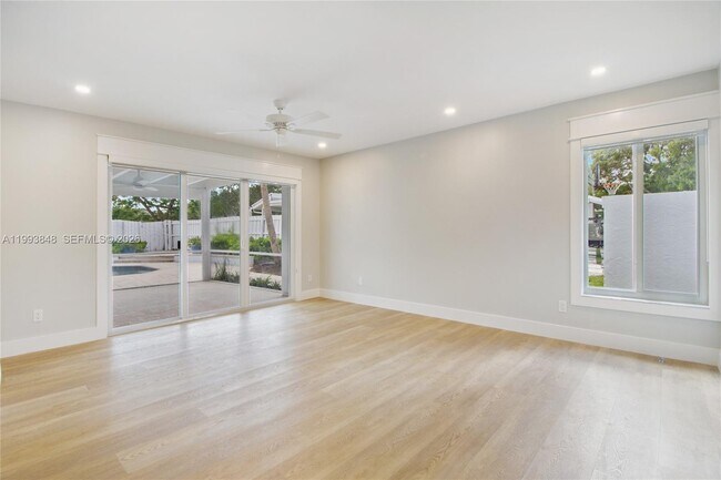 Building Photo - 11011 SW 110th Rd