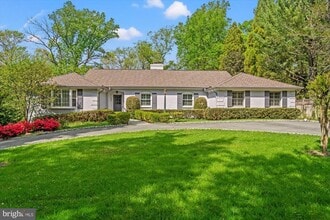 Building Photo - 4905 Dorset Ave