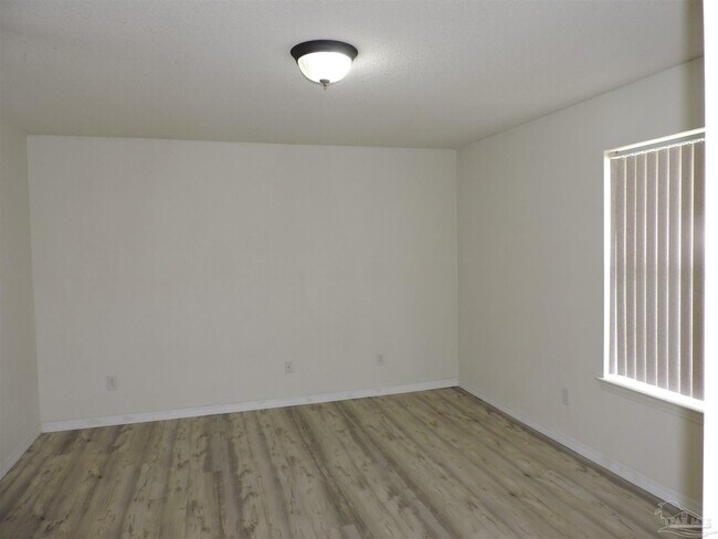 Building Photo - 1781 Silas Cir