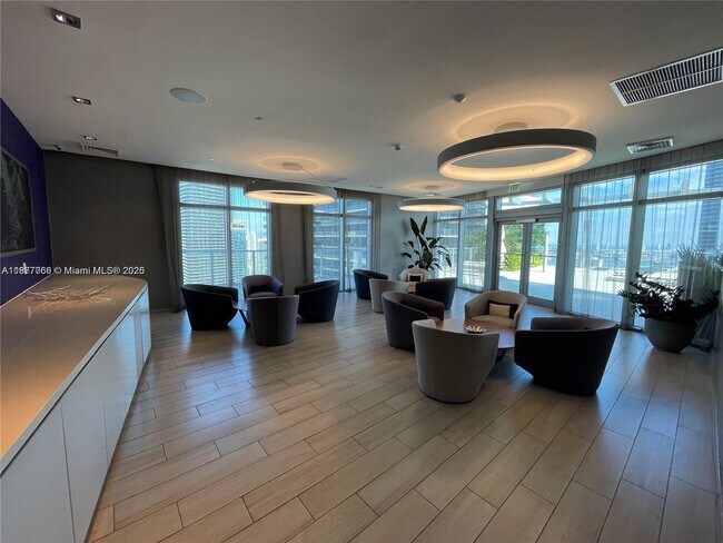 Building Photo - 1100 S Miami Ave