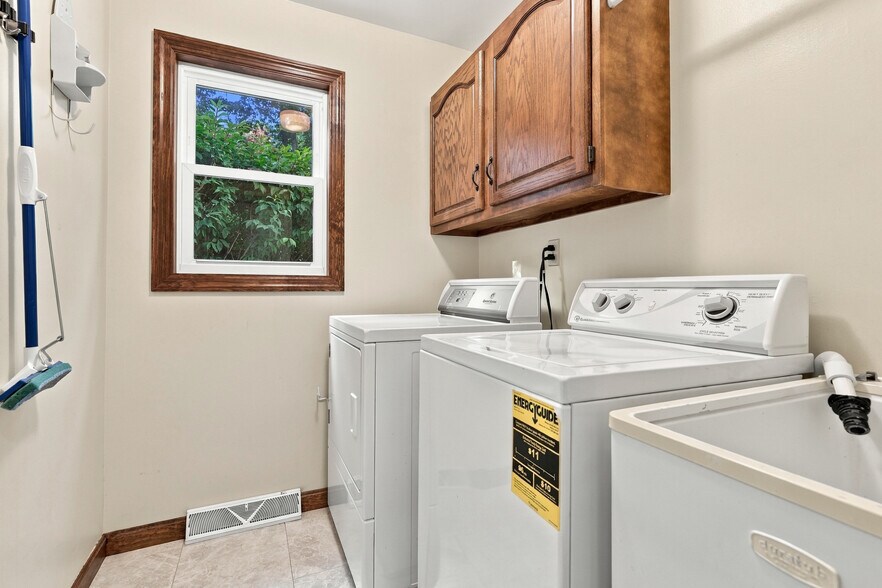 Speed Queen Washer and Dryer - 134 Heldon Dr