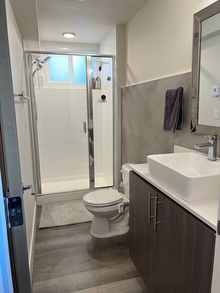 Building Photo - 6251 8th Ave NW