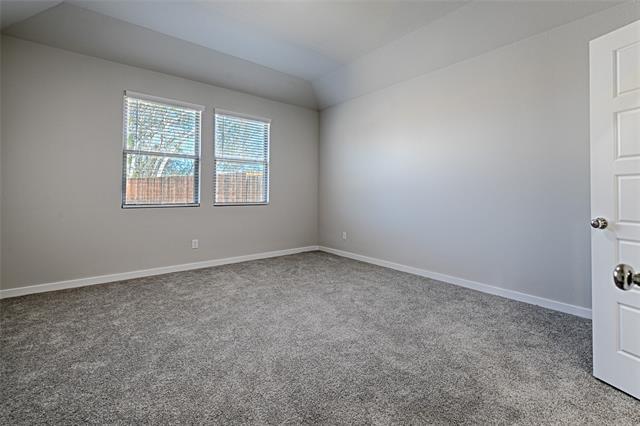 Building Photo - 806 Pne Bch Dr