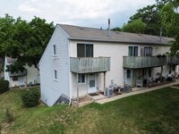 Building Photo - 89 Maude Ave