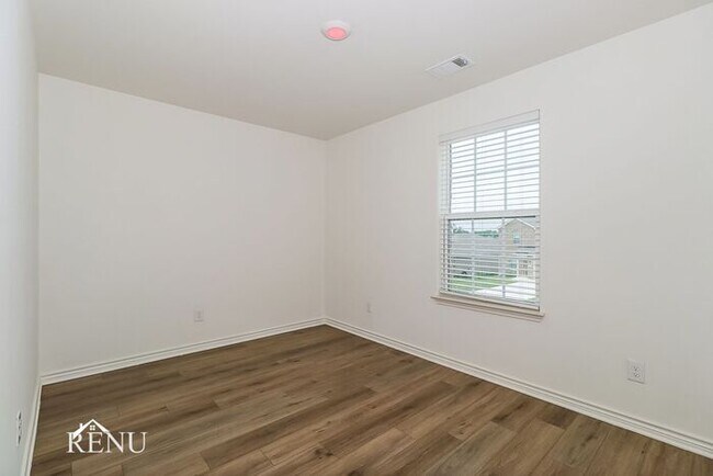 Building Photo - Coming Soon!