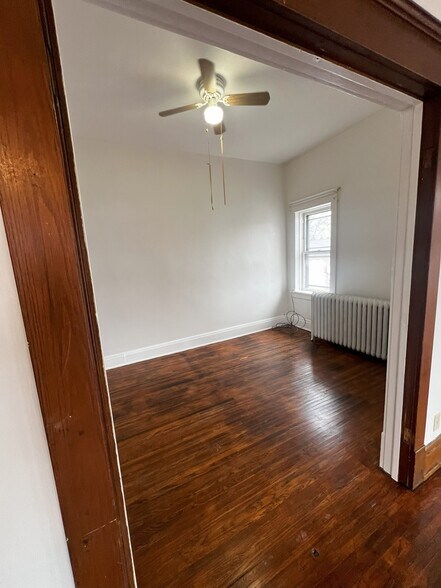 Bedroom 1 - 1928 S Park Ave