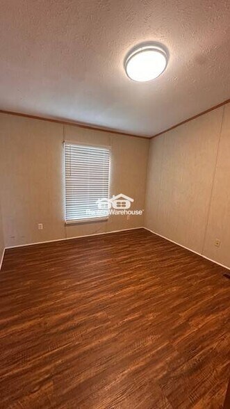 Building Photo - 6425 Mirage Dr