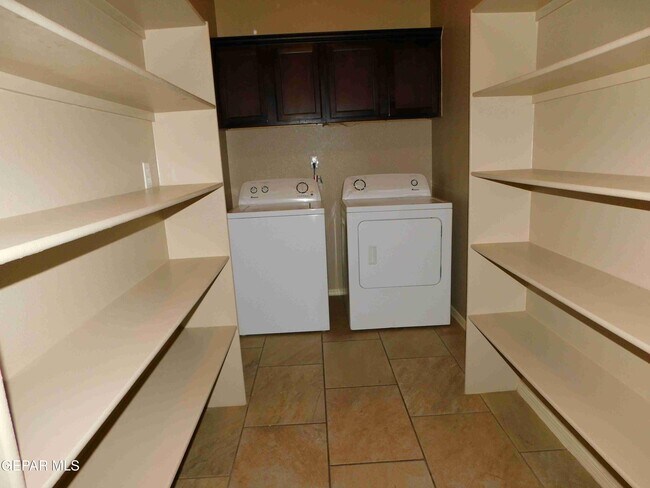 Building Photo - 14628 Rockbridge