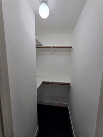 Building Photo - 917 Grasswood Dr