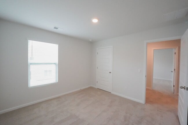 Building Photo - Available Soon!