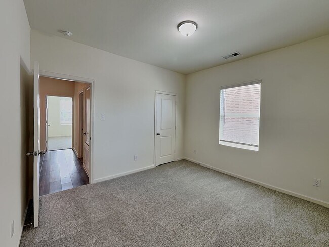 Building Photo - Wonderful 4 bedroom in Willow Springs!