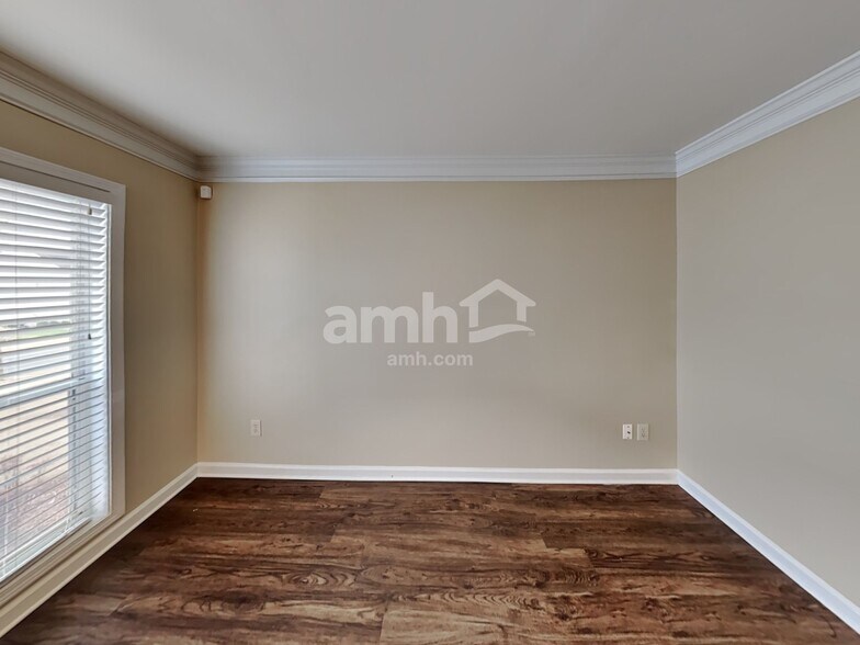 Building Photo - 2528 Howell Farms Way NW