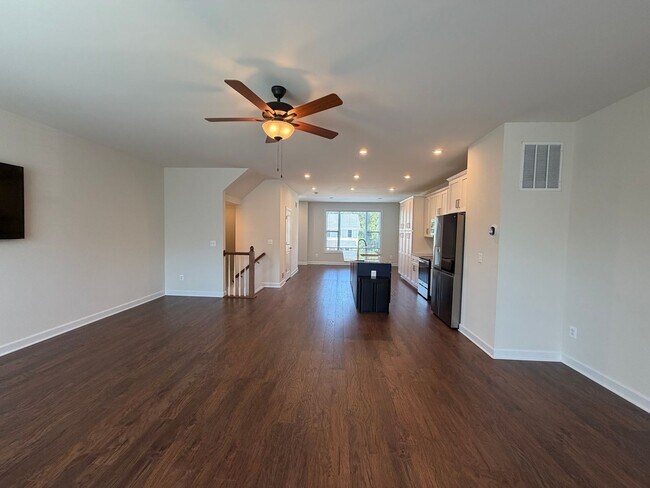 Building Photo - 3155 Horizon Rd