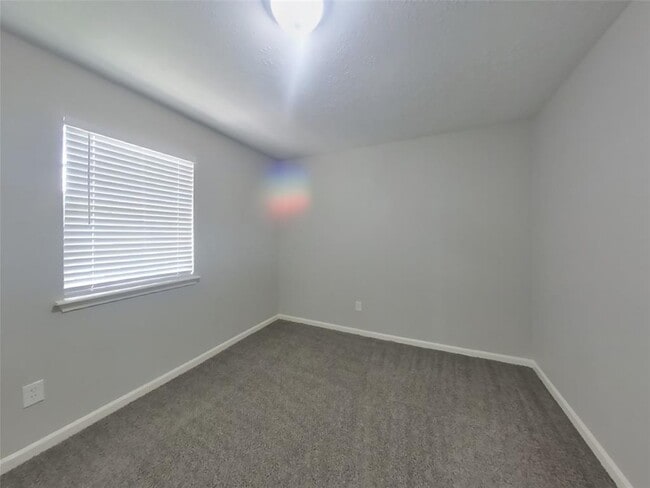 Building Photo - 4311 Chestergate Dr