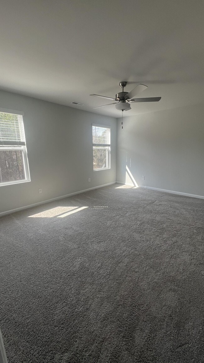 Building Photo - 228 Fire Ln