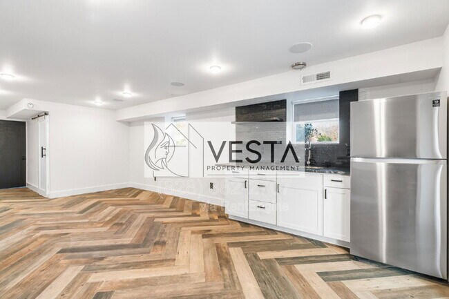 Building Photo - 23 Norman Rd