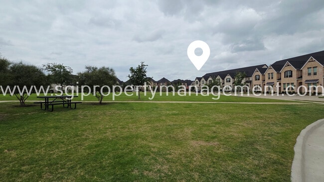 Building Photo - 12976 Rockham Ln