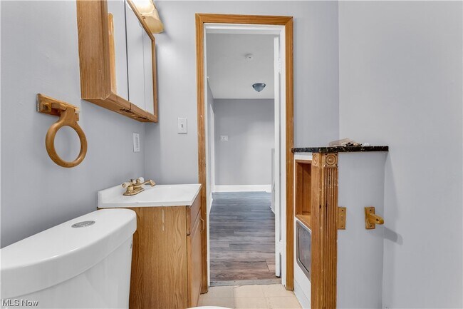 Building Photo - 17604 Mapleboro Ave