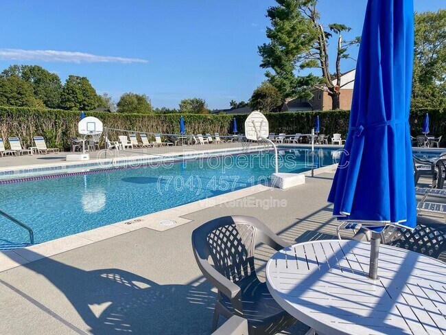 Building Photo - 8358 Knights Bridge Rd