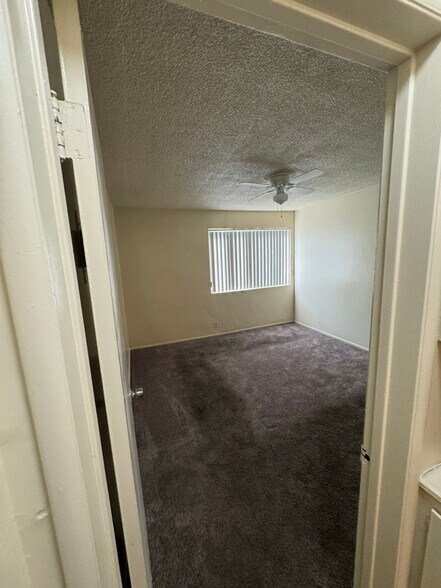 Building Photo - 6248 N San Gabriel Blvd
