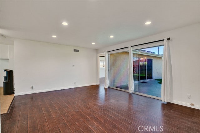 Building Photo - 6549 Mt Whitney Dr