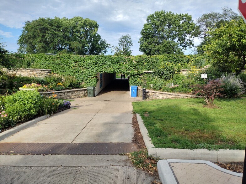 entrance from the street to the beach marina and golf course. - 655 W Irving Park Rd