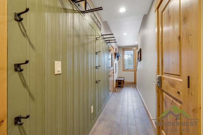 Building Photo - Beautiful Furnished Townhome with infared sauna, finished garage and community amenties