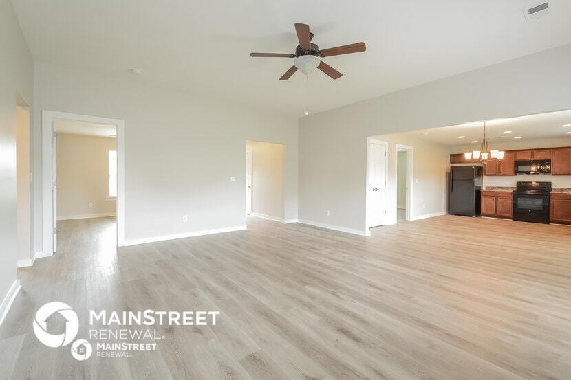 Building Photo - 63 Carriage House Rd SW