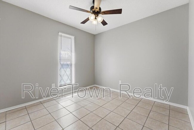 Building Photo - 4956 Lazybrook Cove