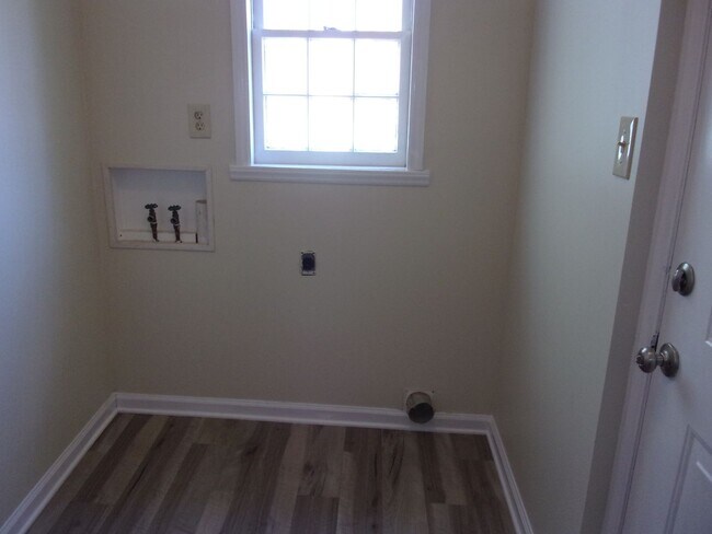 Building Photo - Recently Updated with Large Backyard and Deck